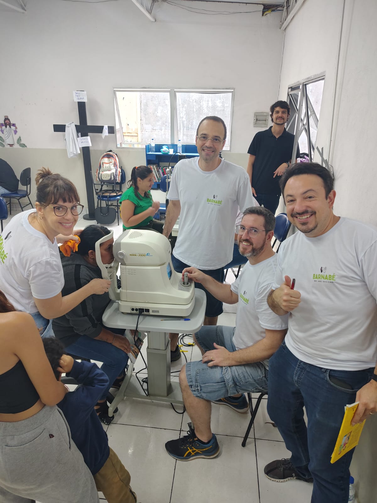 Cuidado com a visão. — Ações Barnabé