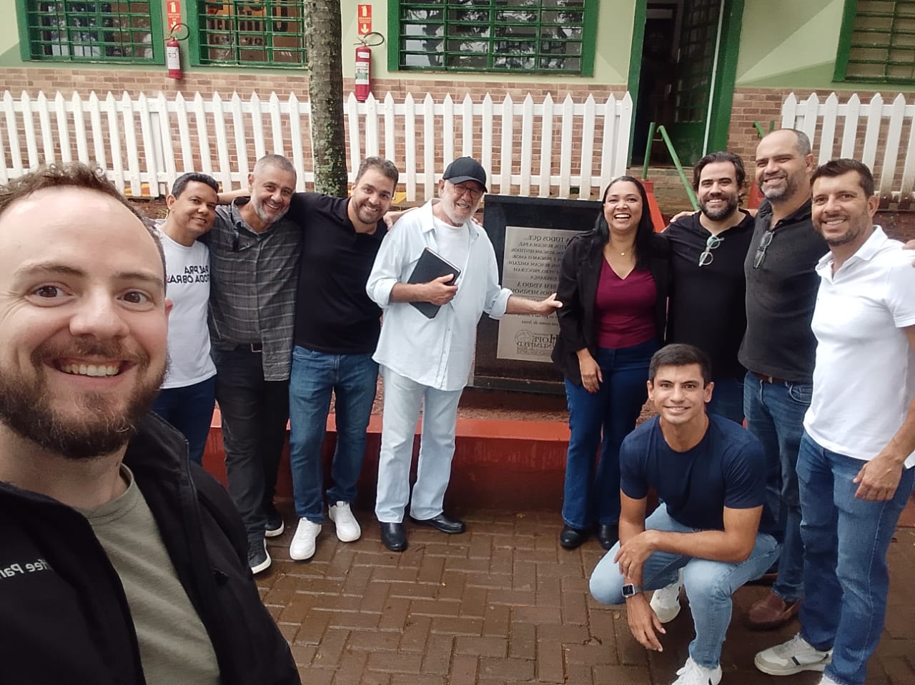 União que fortalece o projeto. — Ações Barnabé
